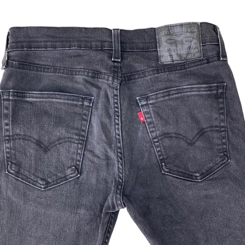 BLACK Levi’s 512 - Picture 5 of 6